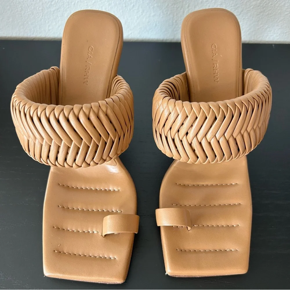 Gia Borghini x RHW Toe Ring Mule - Picture 4 of 12